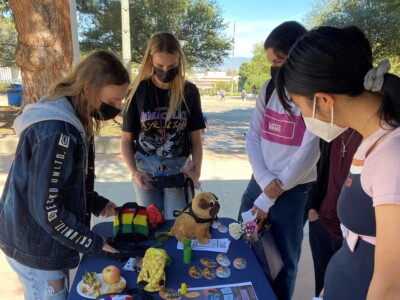 Students of UCI Leave no Trace at an outreach booth